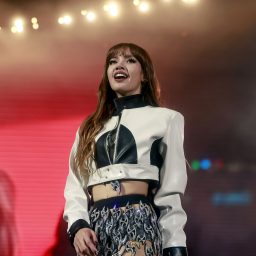 BLACKPINK’s Lisa Keeps Her 106 Million Followers Amazed