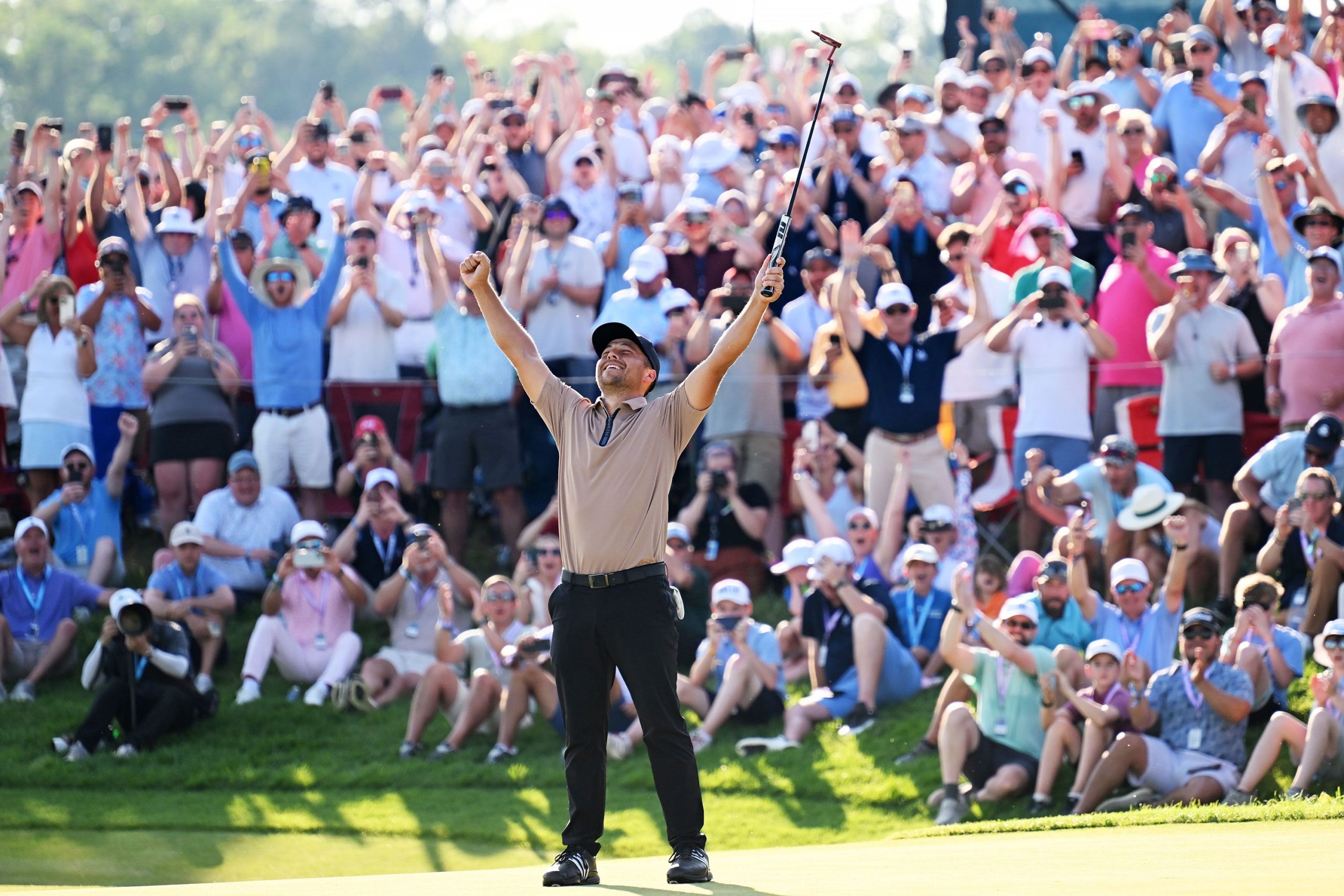 Stealth Taiwanese American PGA Champ Looks to Repeat