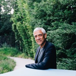 Khosla’s Venture Capital Success Blossomed From Computer Founding