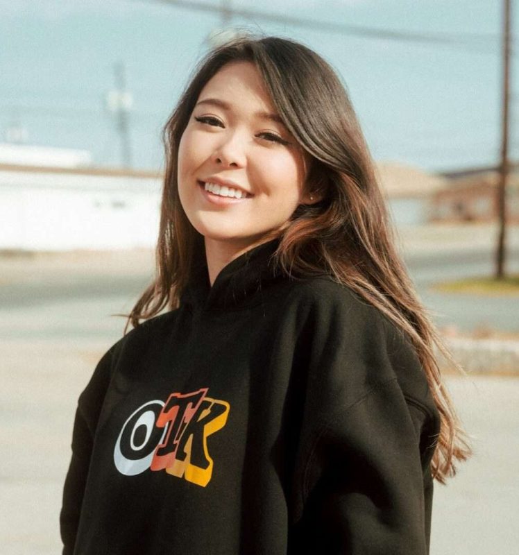 Twitch’s Most ‘Extra’ Streamer is Also an Ivy League Genius 