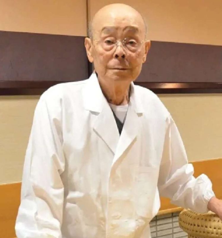 99-Year Old Sushi Chef with 3 Michelin Stars