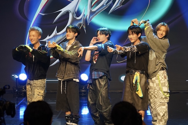 K-Pop Group 1Verse Pulls Across the DMZ