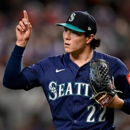 Mariners’ Ace Bryan Woo Hoists Team Atop AL West