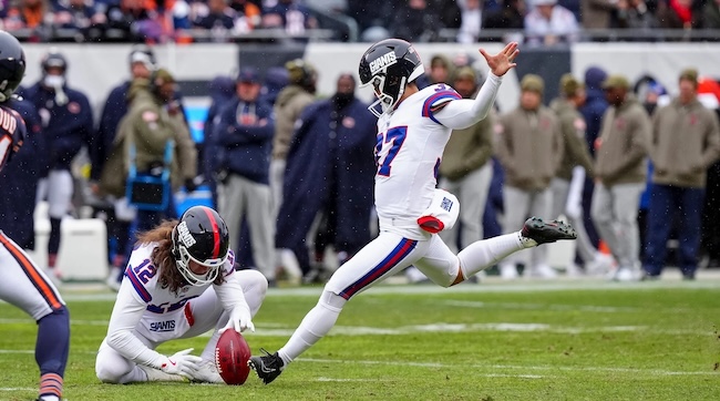 Younghoe Koo Finds Redemption with the Giants